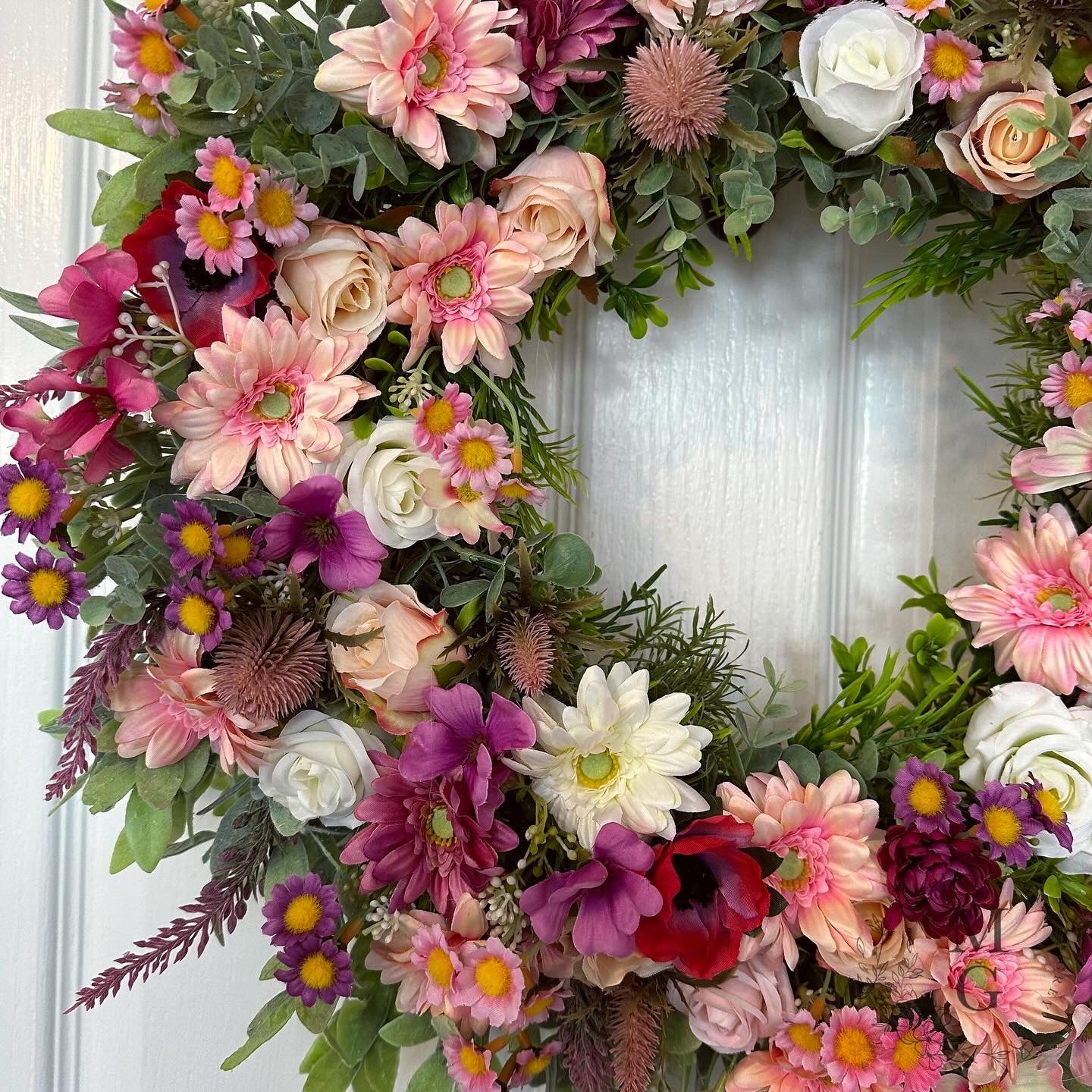 Floral Wreath – Roses And Gerbera