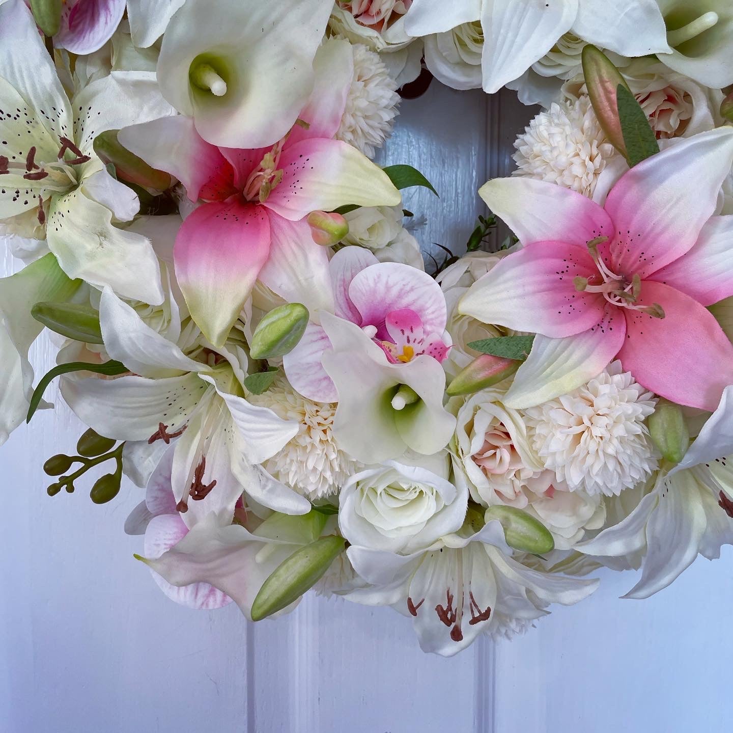 Floral Wreath – Roses And Lilies
