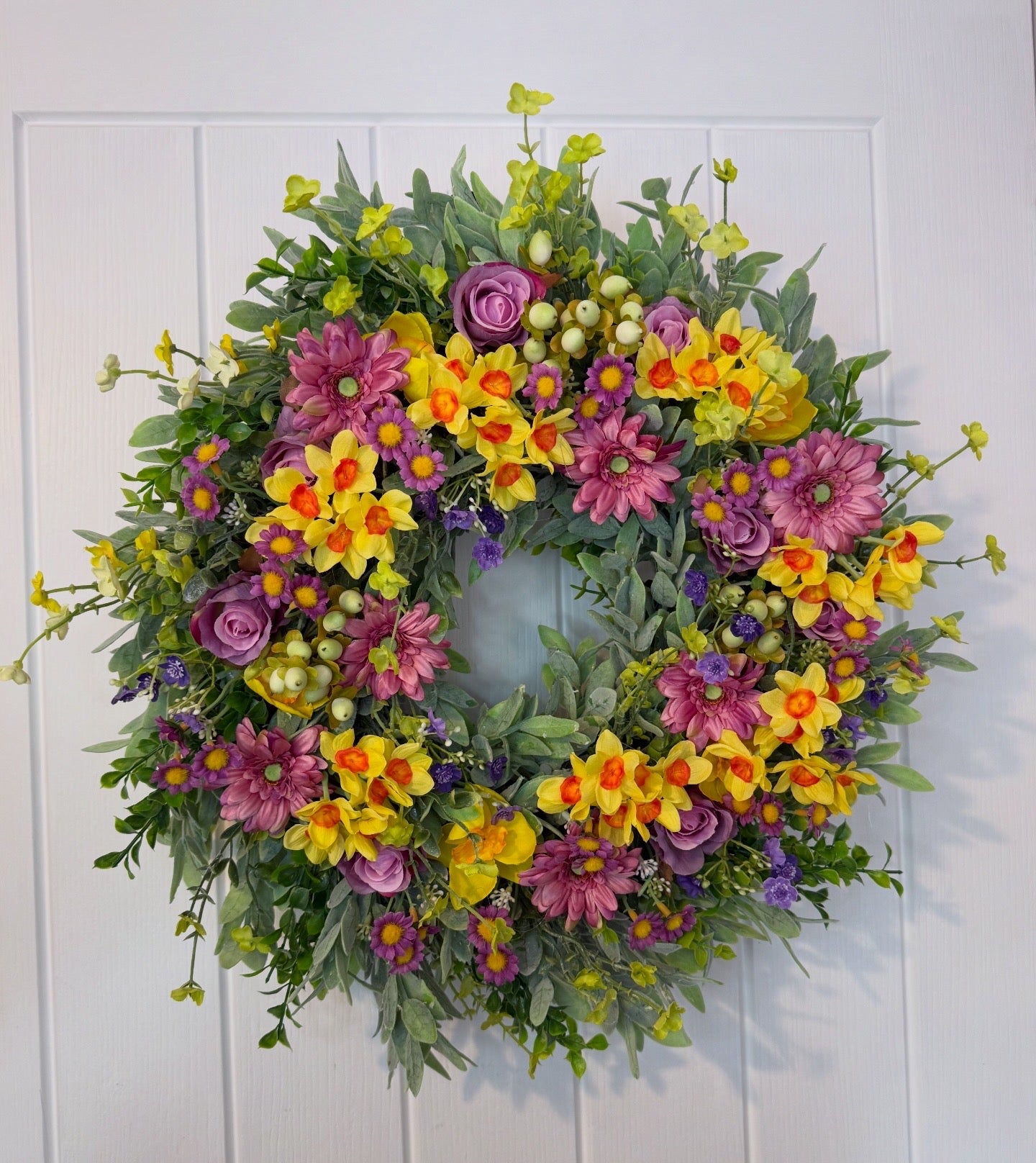 Floral Wreath – Roses And Daffodils