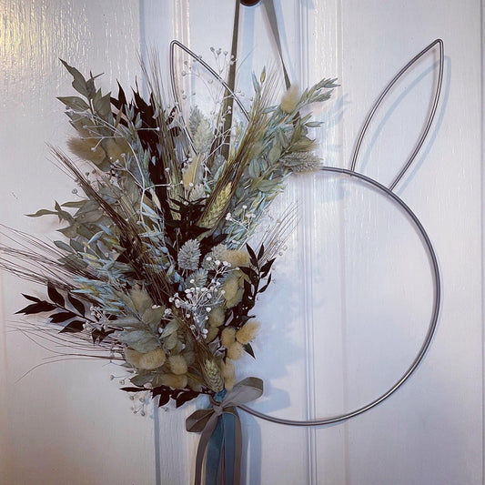 Bunny Metal Wire Wreath – Dried Flowers