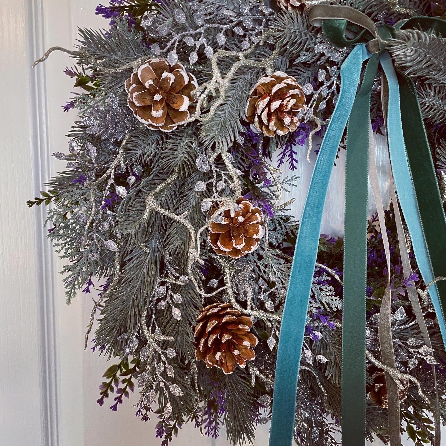 Christmas Floral Wreath – Pine Cones And Ribbon